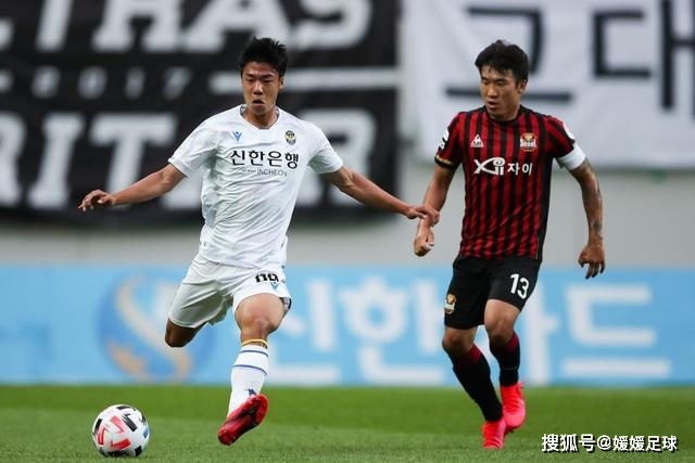 世界杯早报：东道主加拿大补时绝杀南非，锁定世界杯首个16强席位