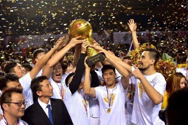 美媒体人：虽然要理性看待夏联 但杨瀚森配得上在NBA拿到更多时间